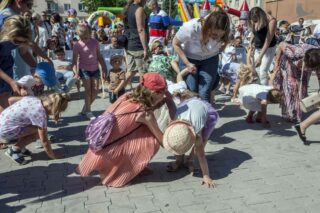 piknik rodzinny z okazji „Dnia Dziecka” organizowany przez Dom Kultury w Łapach