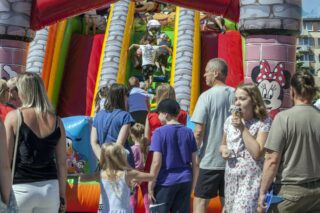 piknik rodzinny z okazji „Dnia Dziecka” organizowany przez Dom Kultury w Łapach