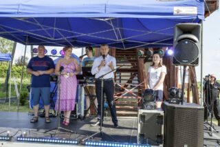 piknik rodzinny na plaży w Uhowie Sobótka 2021