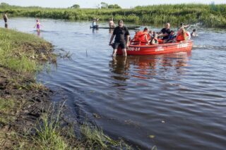 piknik rodzinny na plaży w Uhowie Sobótka 2021