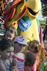 piknik rodzinny na plaży w Uhowie Sobótka 2021