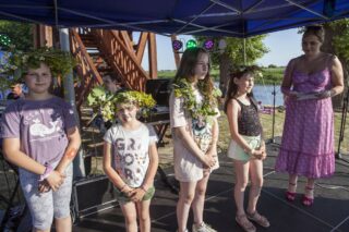 piknik rodzinny na plaży w Uhowie Sobótka 2021