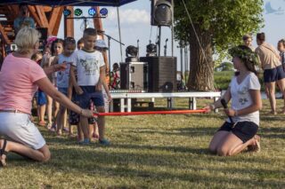 piknik rodzinny na plaży w Uhowie Sobótka 2021