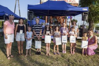 piknik rodzinny na plaży w Uhowie Sobótka 2021