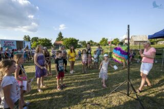 piknik rodzinny na plaży w Uhowie Sobótka 2021