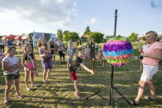 piknik rodzinny na plaży w Uhowie Sobótka 2021
