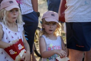 piknik rodzinny na plaży w Uhowie Sobótka 2021