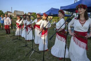 piknik rodzinny na plaży w Uhowie Sobótka 2021