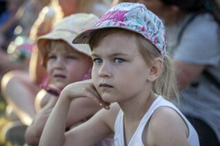 piknik rodzinny na plaży w Uhowie Sobótka 2021