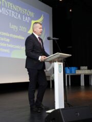 Gala stypendystów Burmistrza Łap. Sala widowiskowa DKLapy.PL