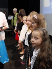 Gala stypendystów Burmistrza Łap. Sala widowiskowa DKLapy.PL