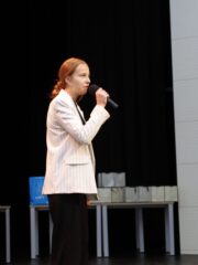 Gala stypendystów Burmistrza Łap. Sala widowiskowa DKLapy.PL