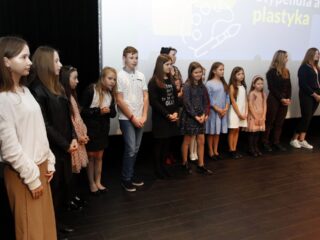 Gala stypendystów Burmistrza Łap. Sala widowiskowa DKLapy.PL