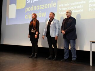 Gala stypendystów Burmistrza Łap. Sala widowiskowa DKLapy.PL