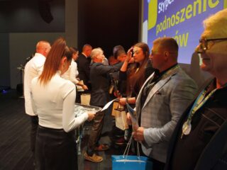 Gala stypendystów Burmistrza Łap. Sala widowiskowa DKLapy.PL