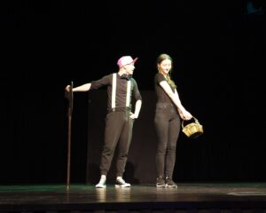 Dom Kultury w Łapach zaprasza na premierowe przedstawienie Teatru Kaprys „Ballady i niuanse” na podstawie ballad Adama Mickiewicza.