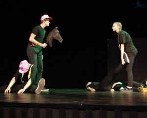 Dom Kultury w Łapach zaprasza na premierowe przedstawienie Teatru Kaprys „Ballady i niuanse” na podstawie ballad Adama Mickiewicza.