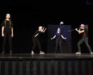 Dom Kultury w Łapach zaprasza na premierowe przedstawienie Teatru Kaprys „Ballady i niuanse” na podstawie ballad Adama Mickiewicza.