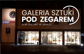 galeria sztuki pod zegarem