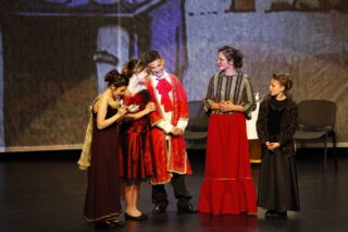 Romeo i Kopciuszek, spektakl w realizacji Teatru Kaprys, reżyseria Adam Karasiewicz