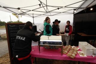 Narwiański Zajazd Szlachecki. 7. Zjazd Rodu Łapińskich. 11 września 2022. Łapy Szołajdy