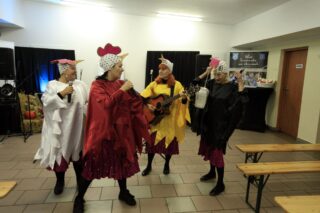 Narwiański Zajazd Szlachecki. 7. Zjazd Rodu Łapińskich. 11 września 2022. Łapy Szołajdy