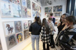 wystawa pracowni Trzy Kolory. Dom Kultury w Łapach