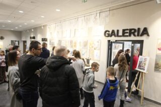 wystawa pracowni Trzy Kolory. Dom Kultury w Łapach