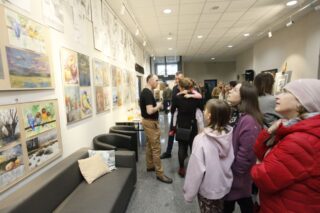wystawa pracowni Trzy Kolory. Dom Kultury w Łapach