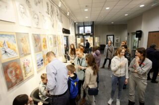 wystawa pracowni Trzy Kolory. Dom Kultury w Łapach
