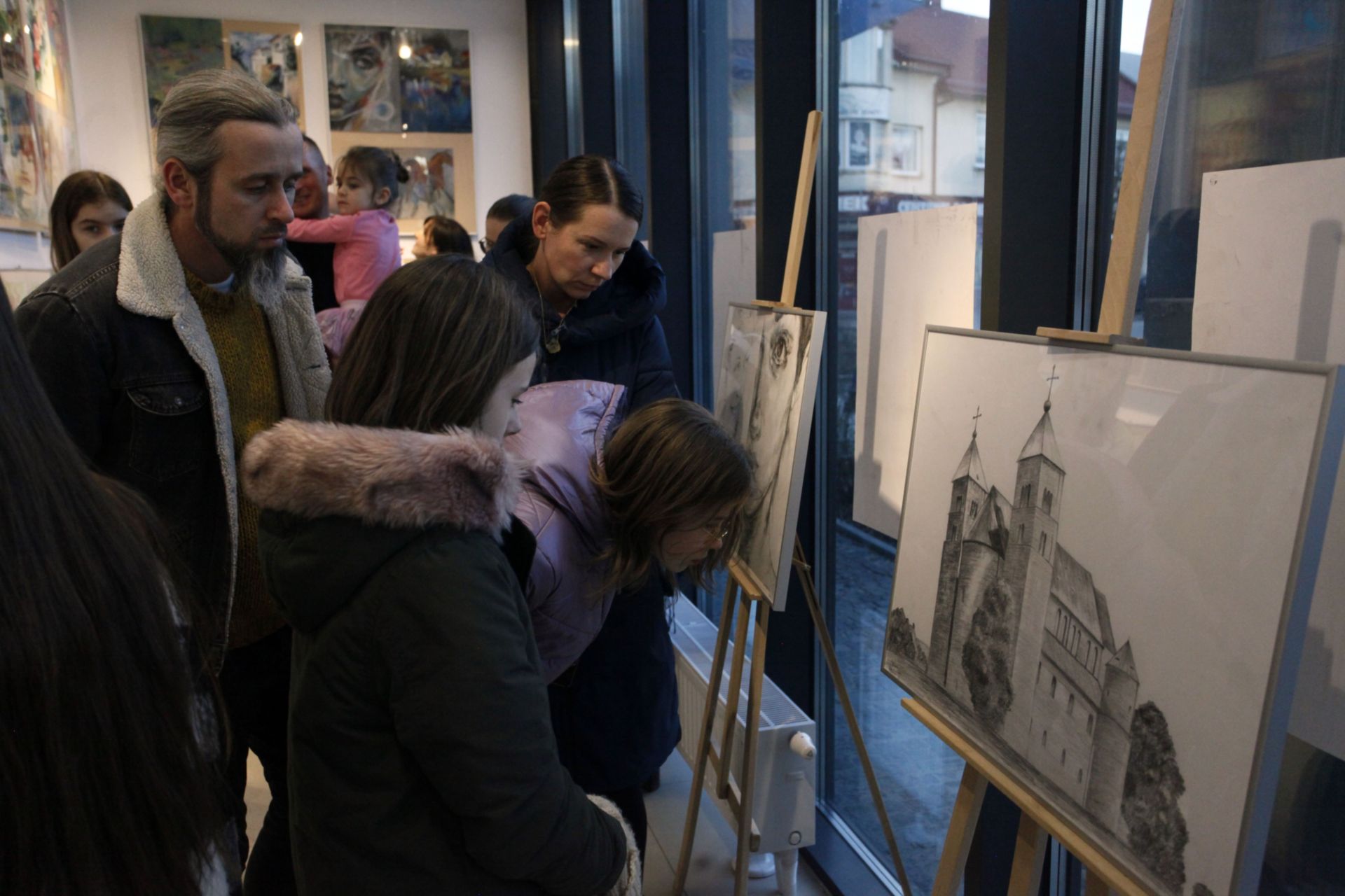 wystawa pracowni Trzy Kolory. Dom Kultury w Łapach