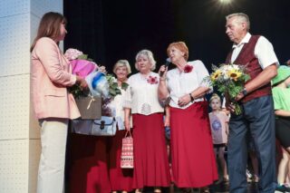 Magia Muzyki to spektakl taneczny, wokalny i instrumentalny przygotowany przez uczestników pracowni nauki gry na skrzypcach i pianinie, nauki śpiewu oraz tańca, prezentujący tegoroczne osiągnięcia uczestników wymienionych pracowni.