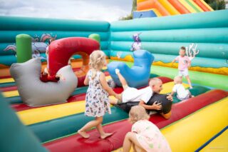 Małolatki są tu. Miły Pan. Piknik Sąsiedzki. 14 lipca 2024