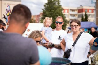 Małolatki są tu. Miły Pan. Piknik Sąsiedzki. 14 lipca 2024