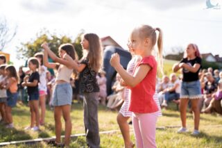 Małolatki są tu. Miły Pan. Piknik Sąsiedzki. 14 lipca 2024