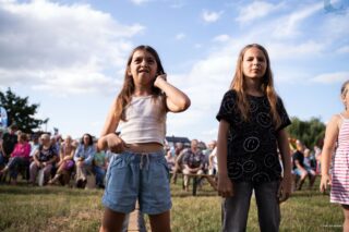 Małolatki są tu. Miły Pan. Piknik Sąsiedzki. 14 lipca 2024