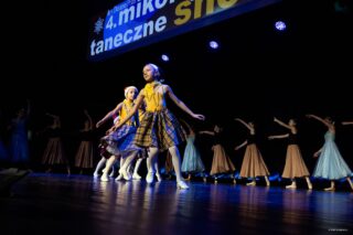 Mikołajkowe baletowe show taneczne. Dom Kultury w Łapach