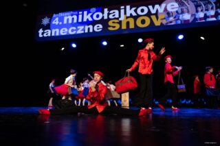 Mikołajkowe baletowe show taneczne. Dom Kultury w Łapach