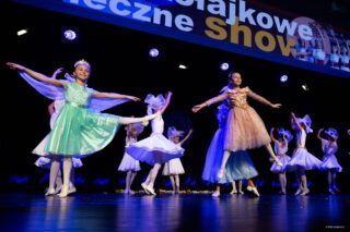 Mikołajkowe baletowe show taneczne. Dom Kultury w Łapach