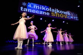 Mikołajkowe baletowe show taneczne. Dom Kultury w Łapach