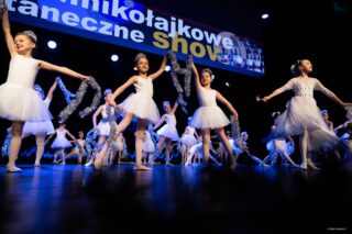 Mikołajkowe baletowe show taneczne. Dom Kultury w Łapach