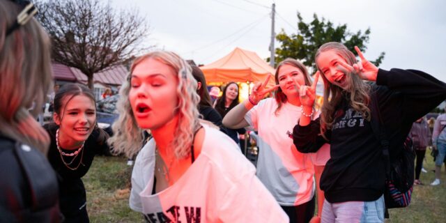 Piknik sąsiedzki na stulecie dkLapy.PL