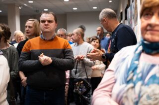 wystawa rysunków uczestników pracowni Trzy Kolory dkLapy.PL