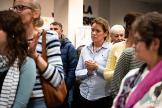 wystawa rysunków uczestników pracowni Trzy Kolory dkLapy.PL