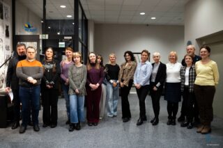 wystawa rysunków uczestników pracowni Trzy Kolory dkLapy.PL