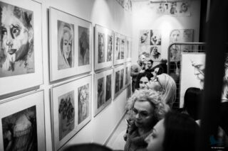 wystawa rysunków uczestników pracowni Trzy Kolory dkLapy.PL