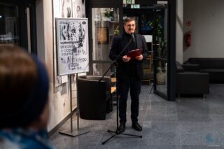 wystawa rysunków uczestników pracowni Trzy Kolory dkLapy.PL