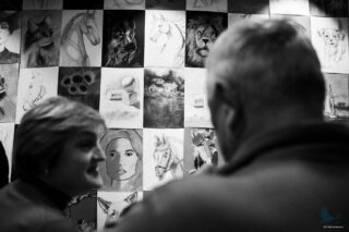 wystawa rysunków uczestników pracowni Trzy Kolory dkLapy.PL