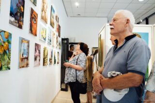 otwarcie wystawy podsumowującej drugie półrocze pracy Pracowni Malarstwa i Rysunku „Trzy Kolory”, działającej w Domu Kultury w Łapach